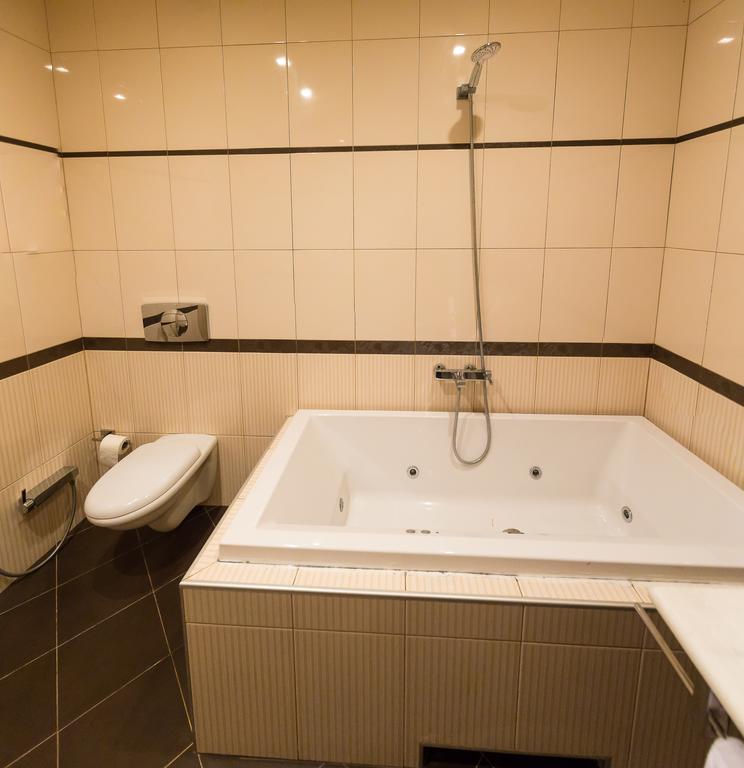 Bulvar Inn Baku Cameră foto
